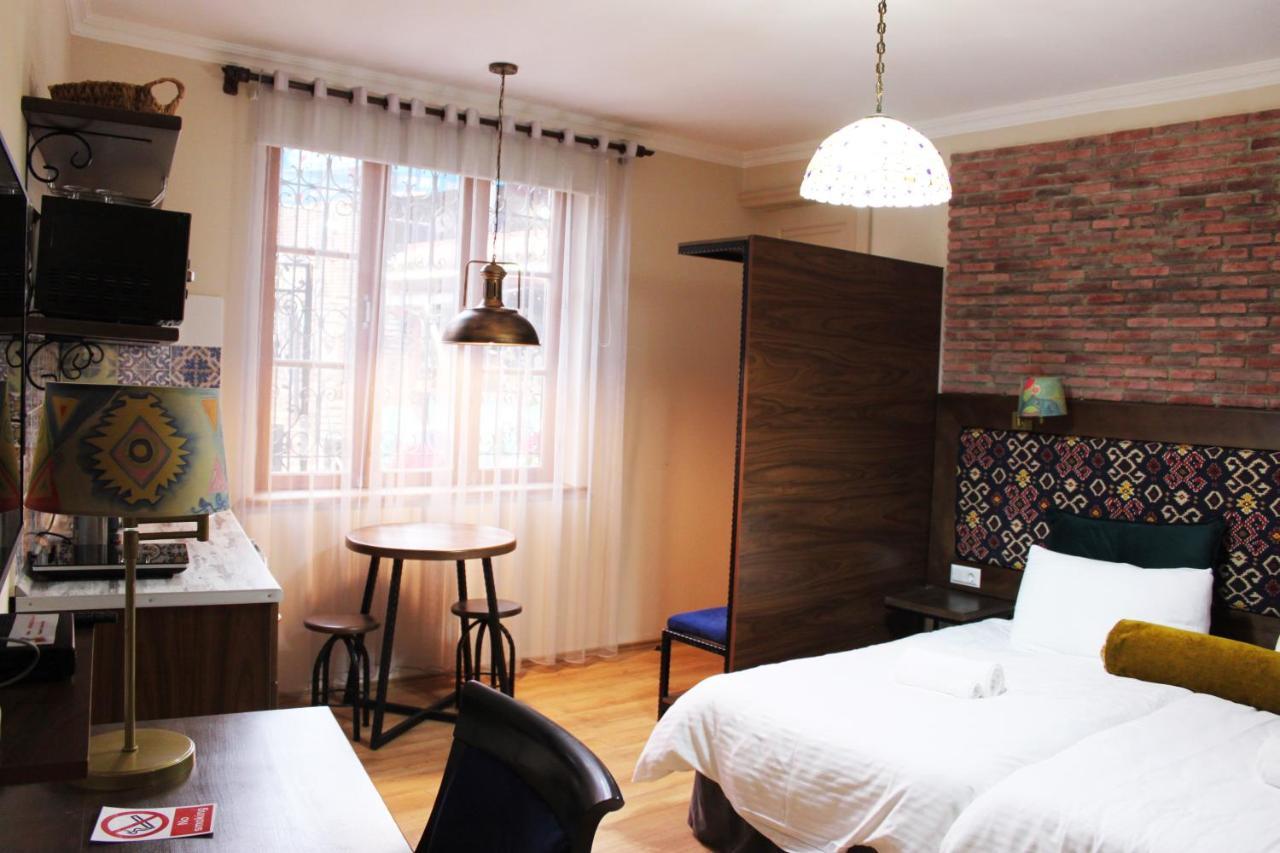 Botanical 21 Apartment